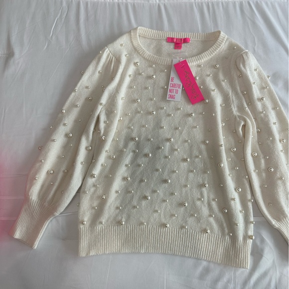 Lilly Pulitzer Sweaters - Lilly Pulitzer Pearl embellished sweater M